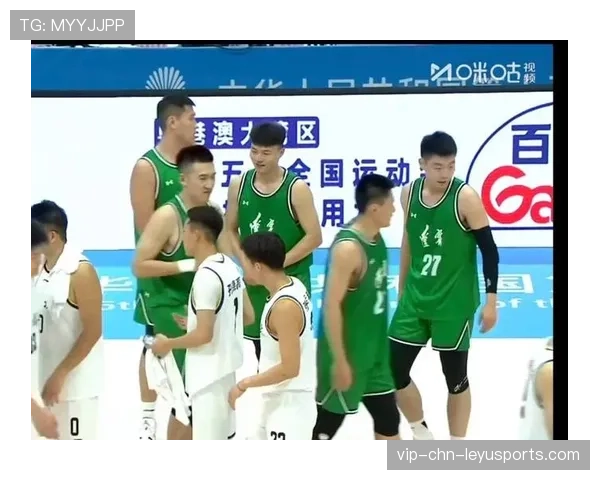 全运会男篮:俞泽辰运球突破,垫一步上演单臂暴扣,辽宁男篮俞泽辰父母